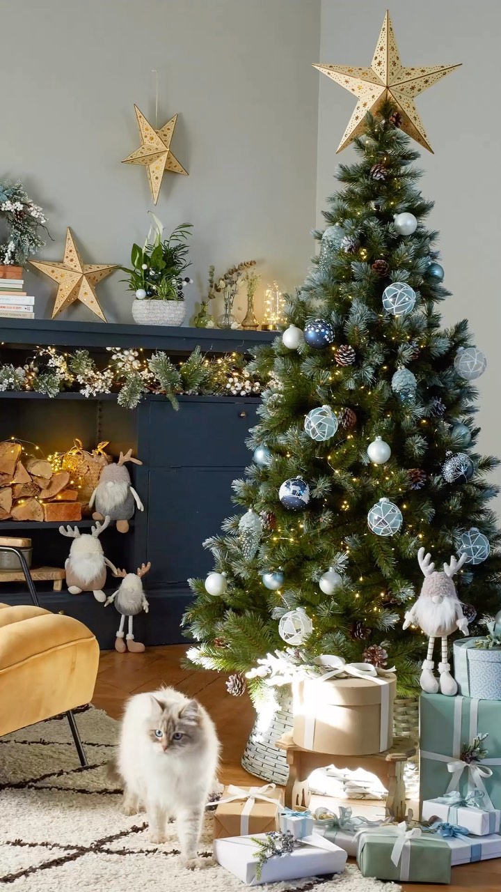 tendance déco de noël 2022 - jardinerie Truffaut - décoration de noël givrée