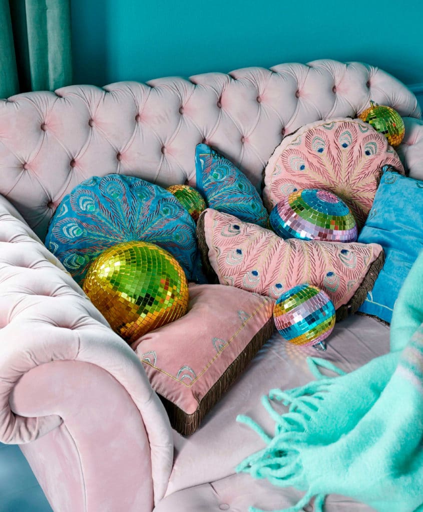 tendance déco de noël 2022 - extravagante - smallable